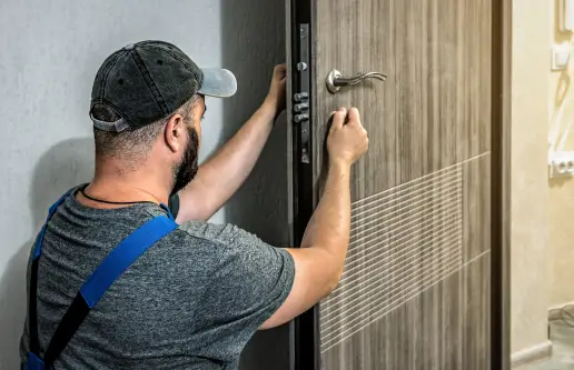 commercial locksmith